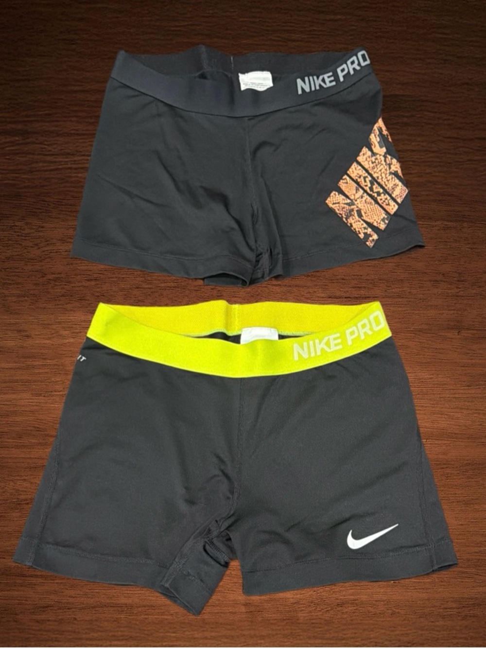 NIKE PRO SPANDEX PAIR OF SHORTS SIZE L.